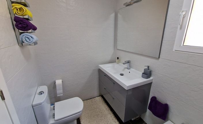 Image No.29-3 Bed Villa for sale