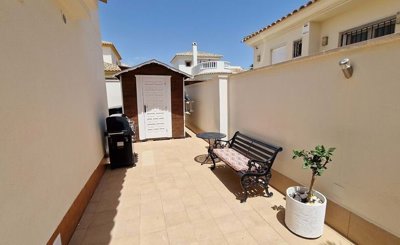 1447-521845-78d1f4f8b6655591b02d22fabb36a692d