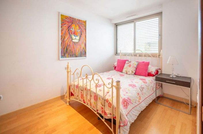 Image No.13-3 Bed Apartment for sale