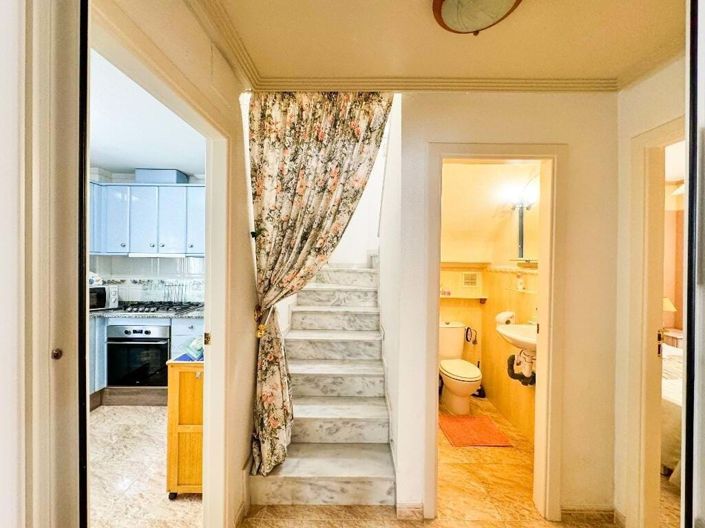 Image No.9-3 Bed Villa for sale