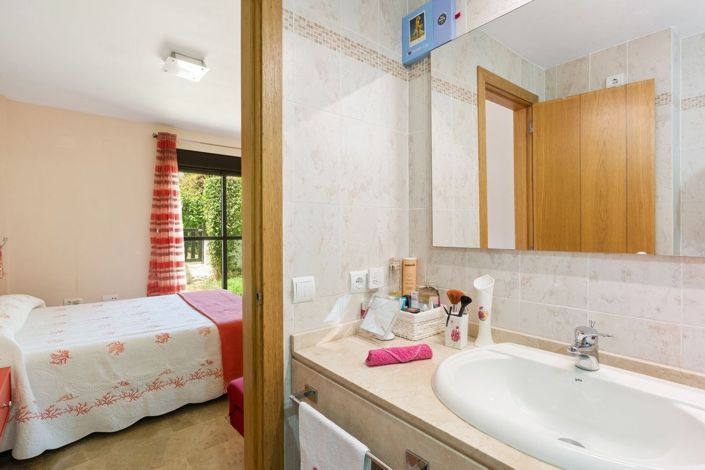 Image No.13-Appartement de 2 chambres à vendre à Estepona