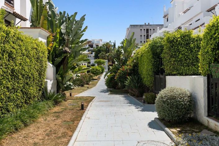 Image No.21-Appartement de 2 chambres à vendre à Estepona