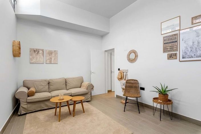 Image No.25-3 Bed Townhouse for sale