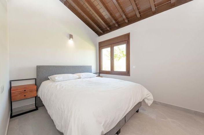 Image No.14-4 Bed Villa for sale