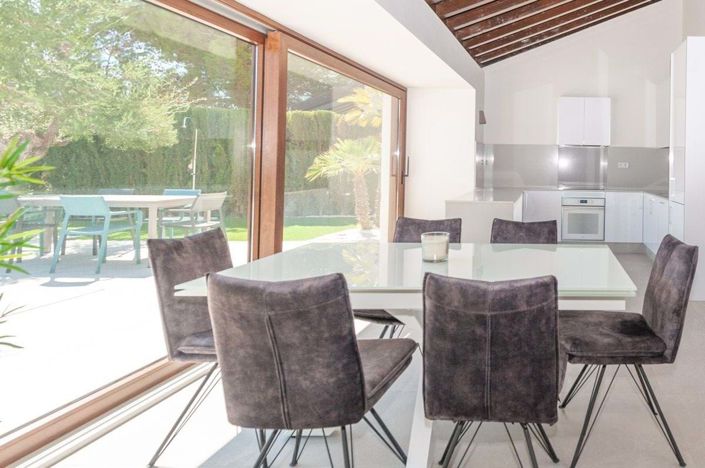 Image No.7-4 Bed Villa for sale