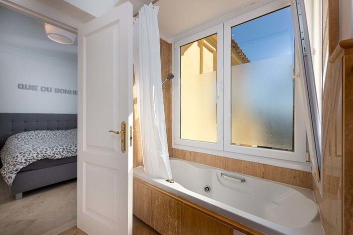 Image No.30-Appartement de 2 chambres à vendre à La Duquesa