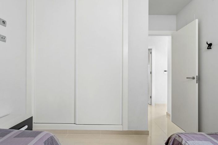 Image No.16-2 Bed Apartment for sale