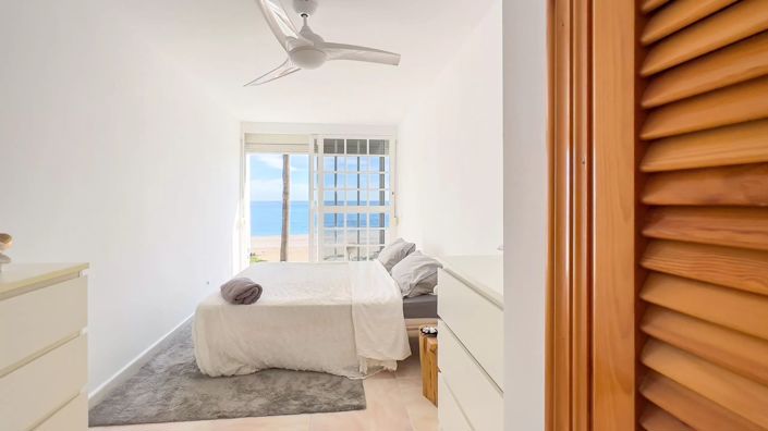 Image No.14-2 Bed Townhouse for sale