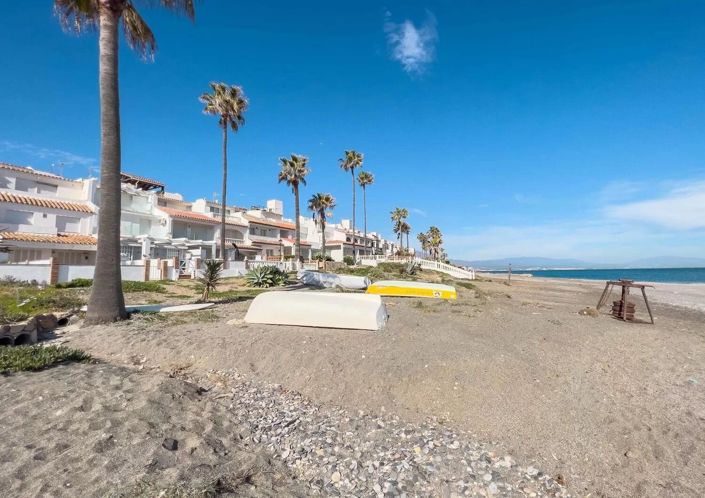 Image No.25-2 Bed Townhouse for sale