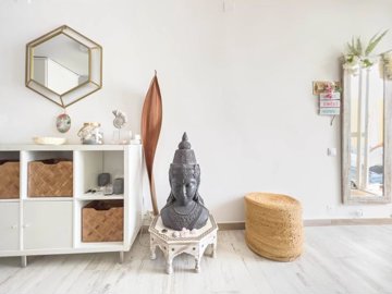 1447-523498-78d1f4f8b6655591b02d22fabb36a692d