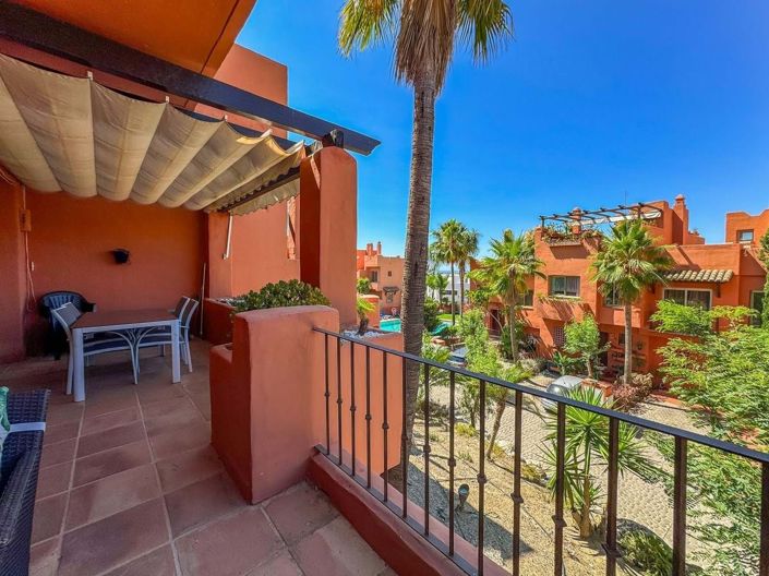 Image No.19-4 Bed Townhouse for sale