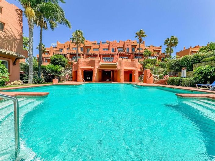 Image No.58-4 Bed Townhouse for sale