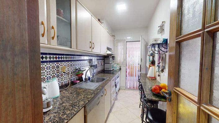 Image No.11-3 Bed Townhouse for sale