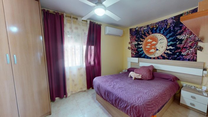 Image No.18-3 Bed Townhouse for sale