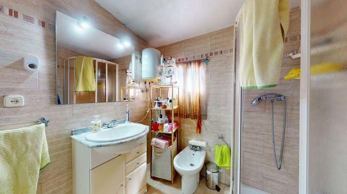 Image No.22-3 Bed Townhouse for sale