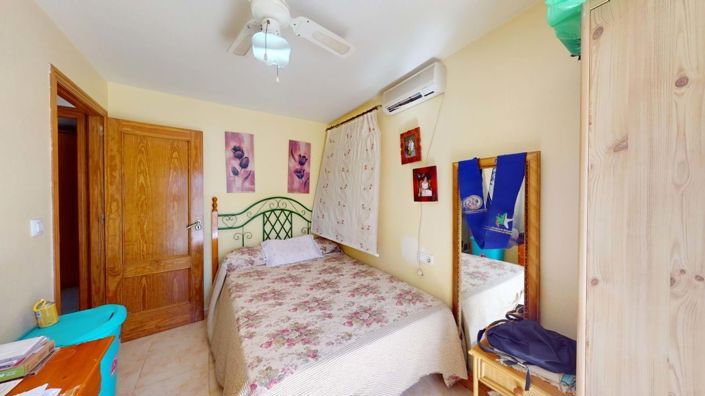 Image No.23-3 Bed Townhouse for sale