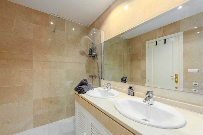 Image No.15-Appartement de 2 chambres à vendre à Estepona