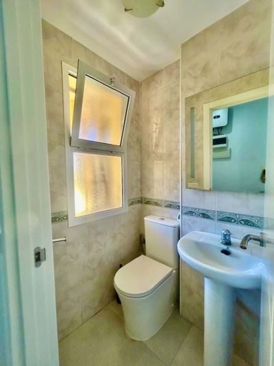 Image No.12-3 Bed Townhouse for sale