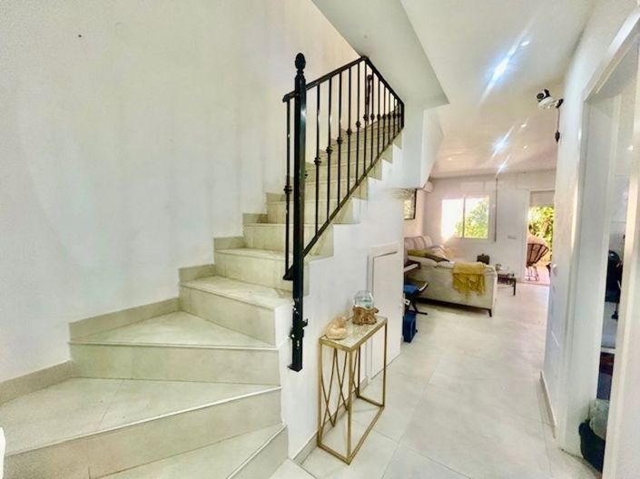 Image No.7-3 Bed Townhouse for sale