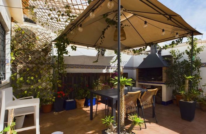 Image No.1-3 Bed Townhouse for sale