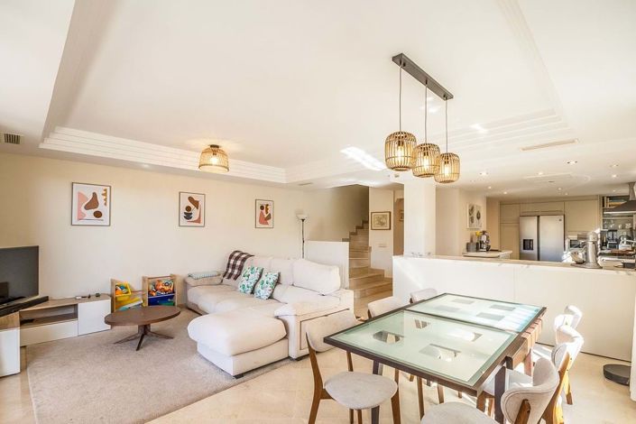 Image No.5-4 Bed Villa for sale