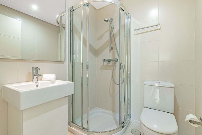 Image No.37-2 Bed Apartment for sale