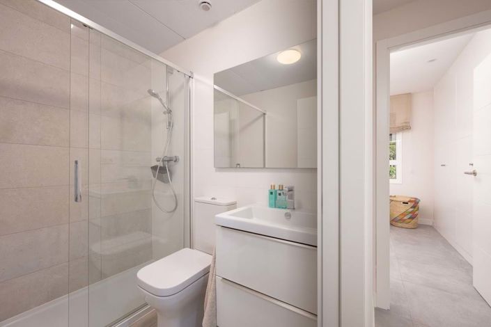 Image No.11-3 Bed Apartment for sale