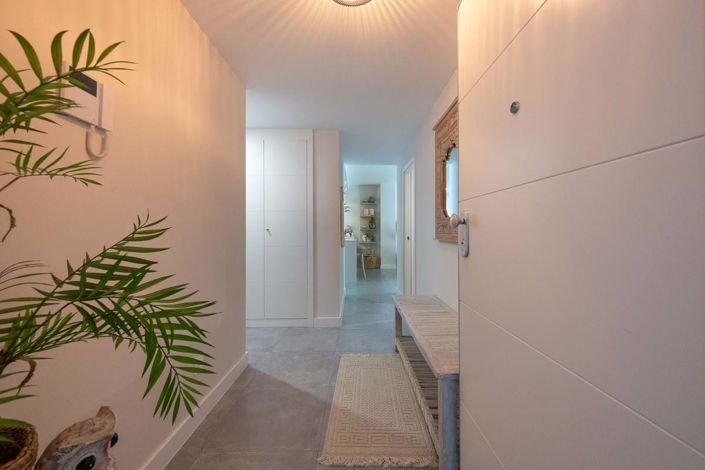 Image No.12-3 Bed Apartment for sale