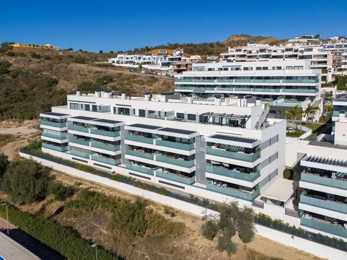 Image No.33-3 Bed Apartment for sale