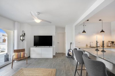 1447-526188-78d1f4f8b6655591b02d22fabb36a692d