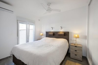 1447-526188-78d1f4f8b6655591b02d22fabb36a692d