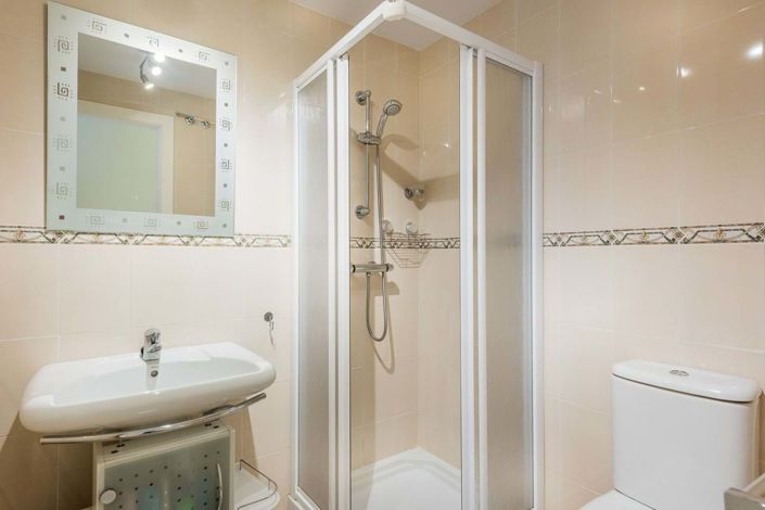 Image No.9-2 Bed Apartment for sale