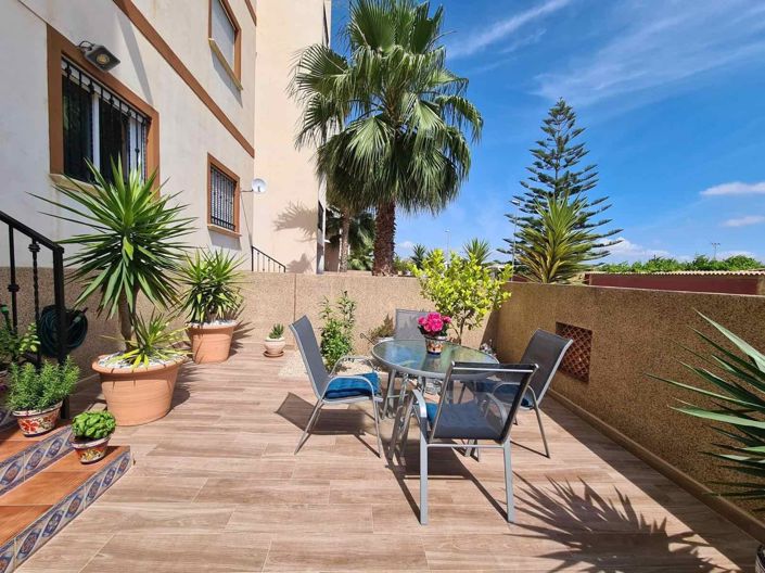 Image No.1-Appartement de 2 chambres à vendre à Torrevieja