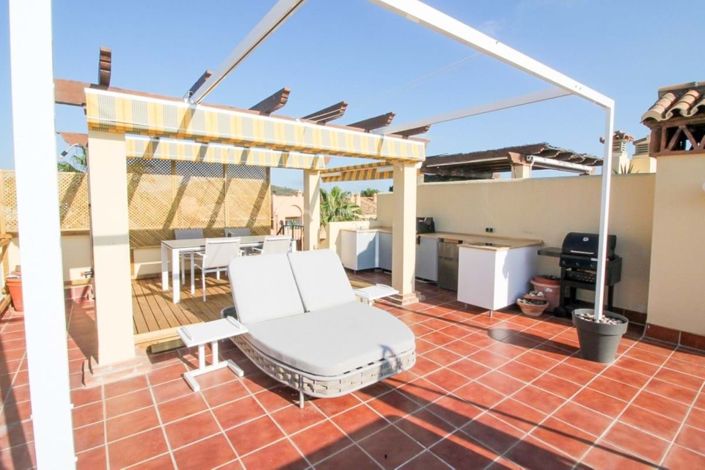 Image No.23-3 Bed Apartment for sale