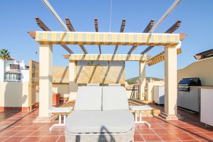 Image No.25-3 Bed Apartment for sale