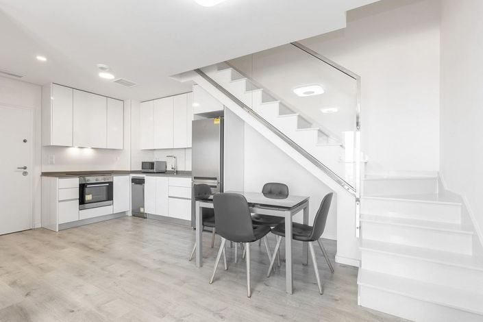 Image No.14-3 Bed Apartment for sale