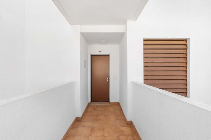 Image No.25-3 Bed Apartment for sale