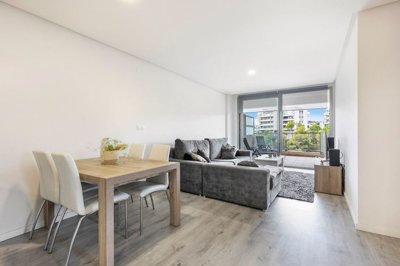 1447-527110-78d1f4f8b6655591b02d22fabb36a692d