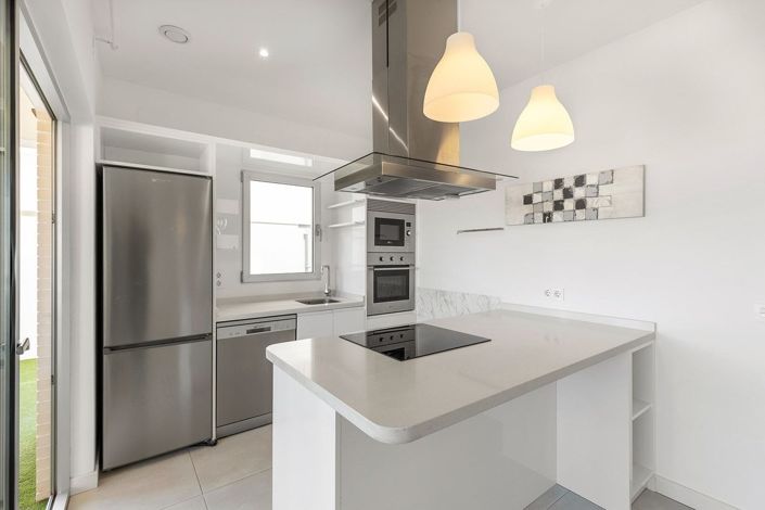 Image No.12-2 Bed Apartment for sale