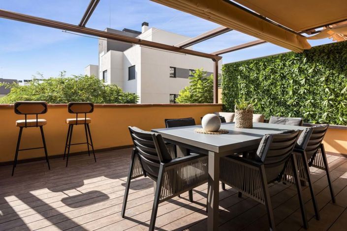 Image No.1-2 Bed Apartment for sale