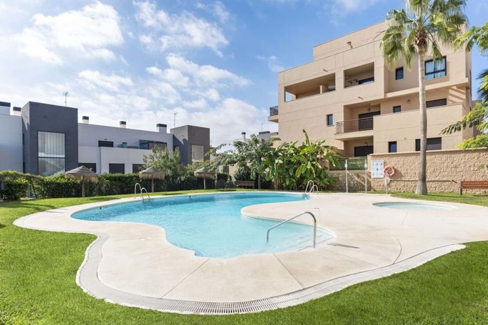 Image No.20-2 Bed Apartment for sale