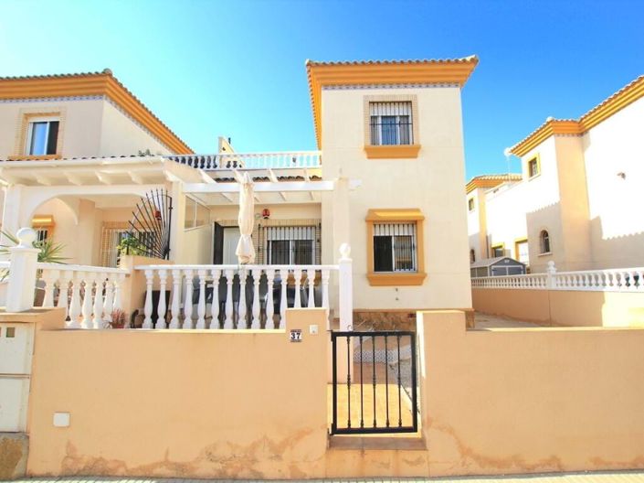 Image No.1-Maison de ville de 3 chambres à vendre à Villamartin