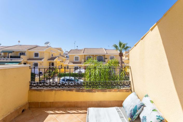 Image No.20-3 Bed Villa for sale