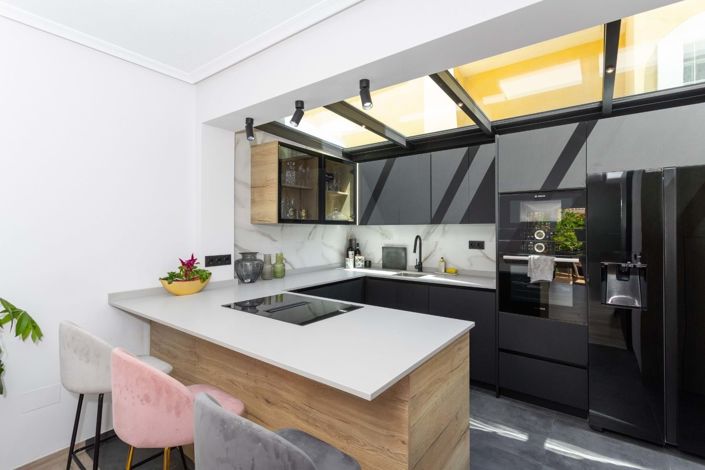 Image No.9-3 Bed Villa for sale