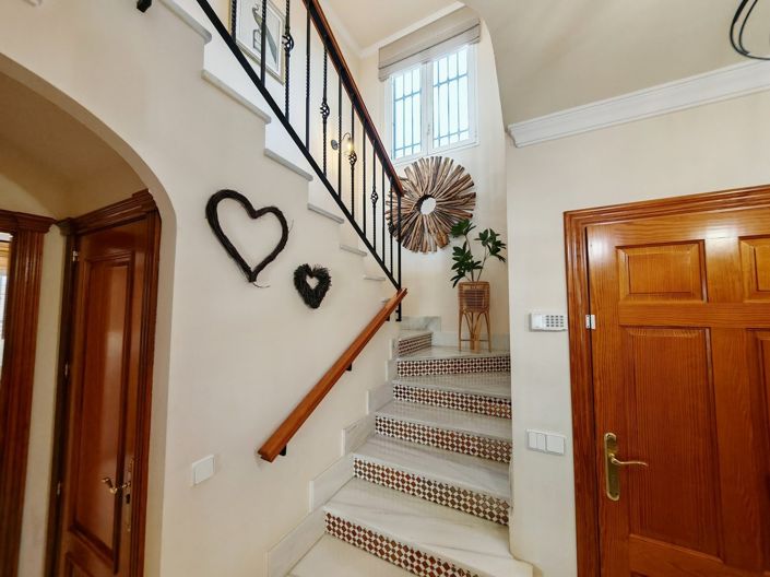 Image No.8-3 Bed Villa for sale