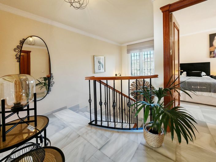 Image No.9-3 Bed Villa for sale