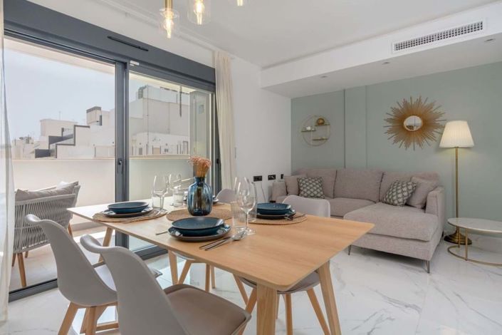 Image No.1-3 Bed Apartment for sale