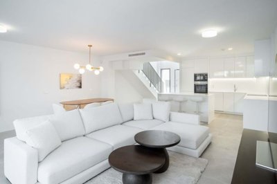 1447-529364-78d1f4f8b6655591b02d22fabb36a692d