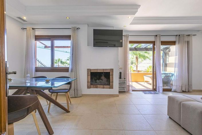 Image No.15-5 Bed Townhouse for sale