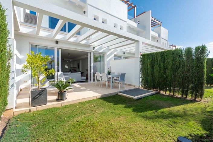 Image No.1-3 Bed Townhouse for sale